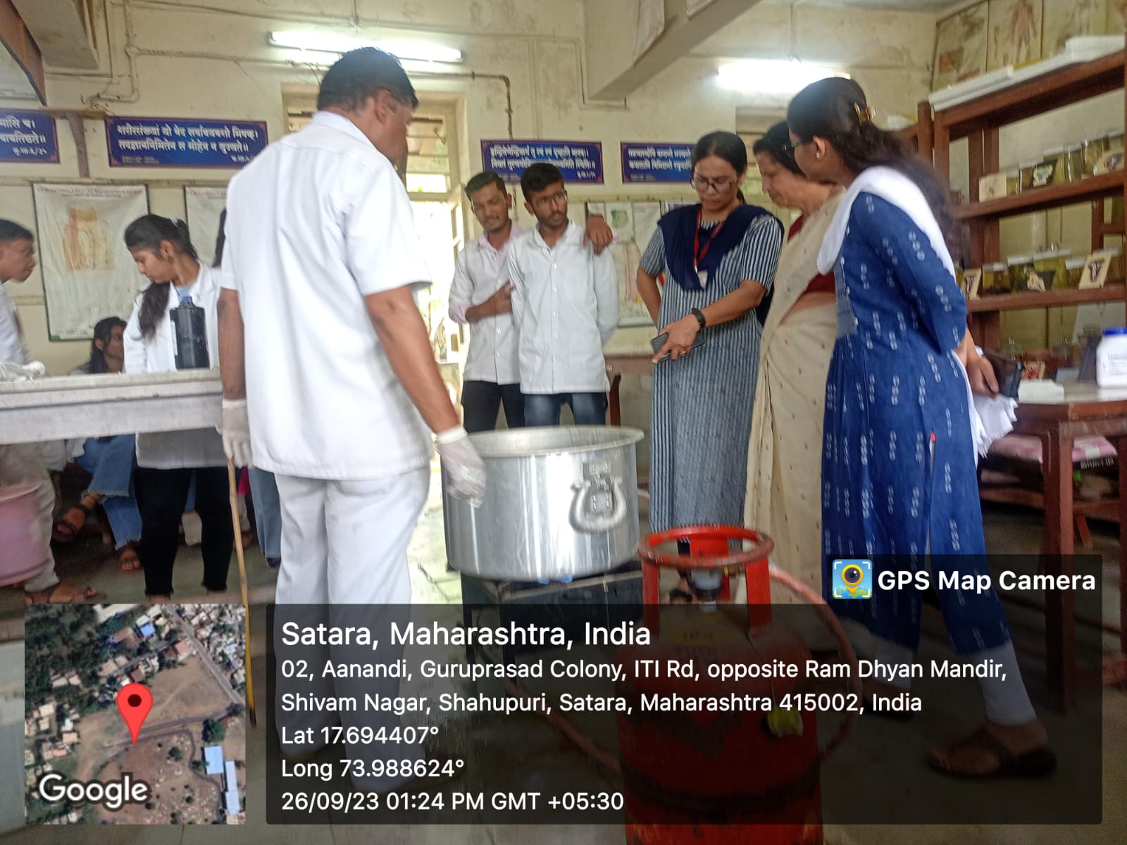 Workshop on Bone bleaching and skeleton making